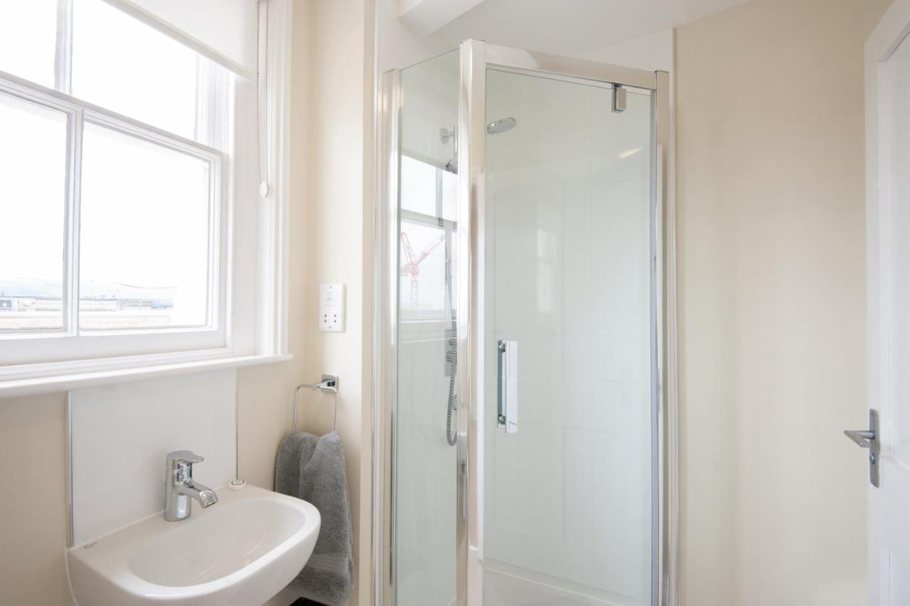Two Bedroom Duplex Town Centre Serviced Apartment *
