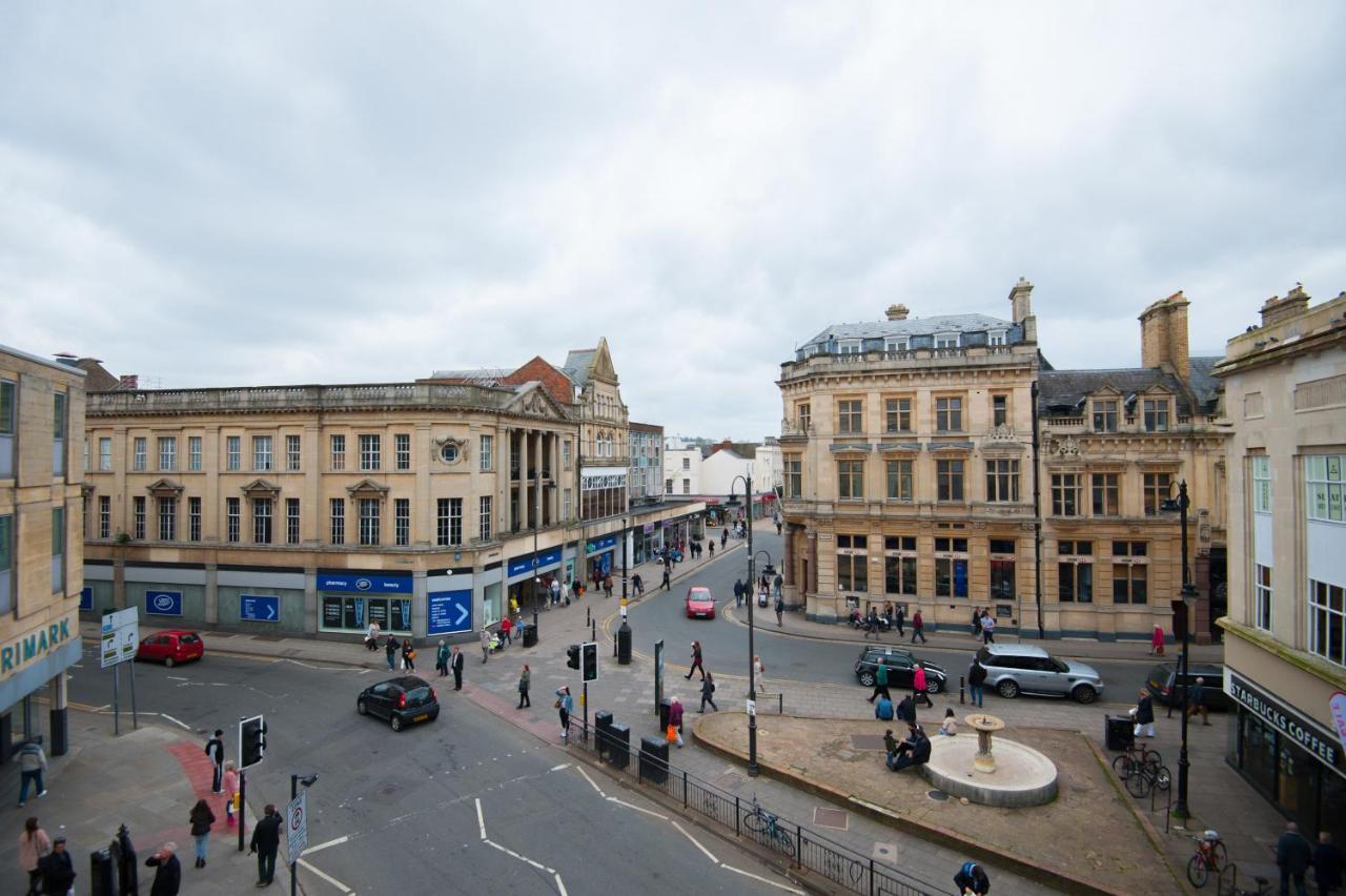 Two Bedroom Duplex Town Centre Serviced Cheltenham
